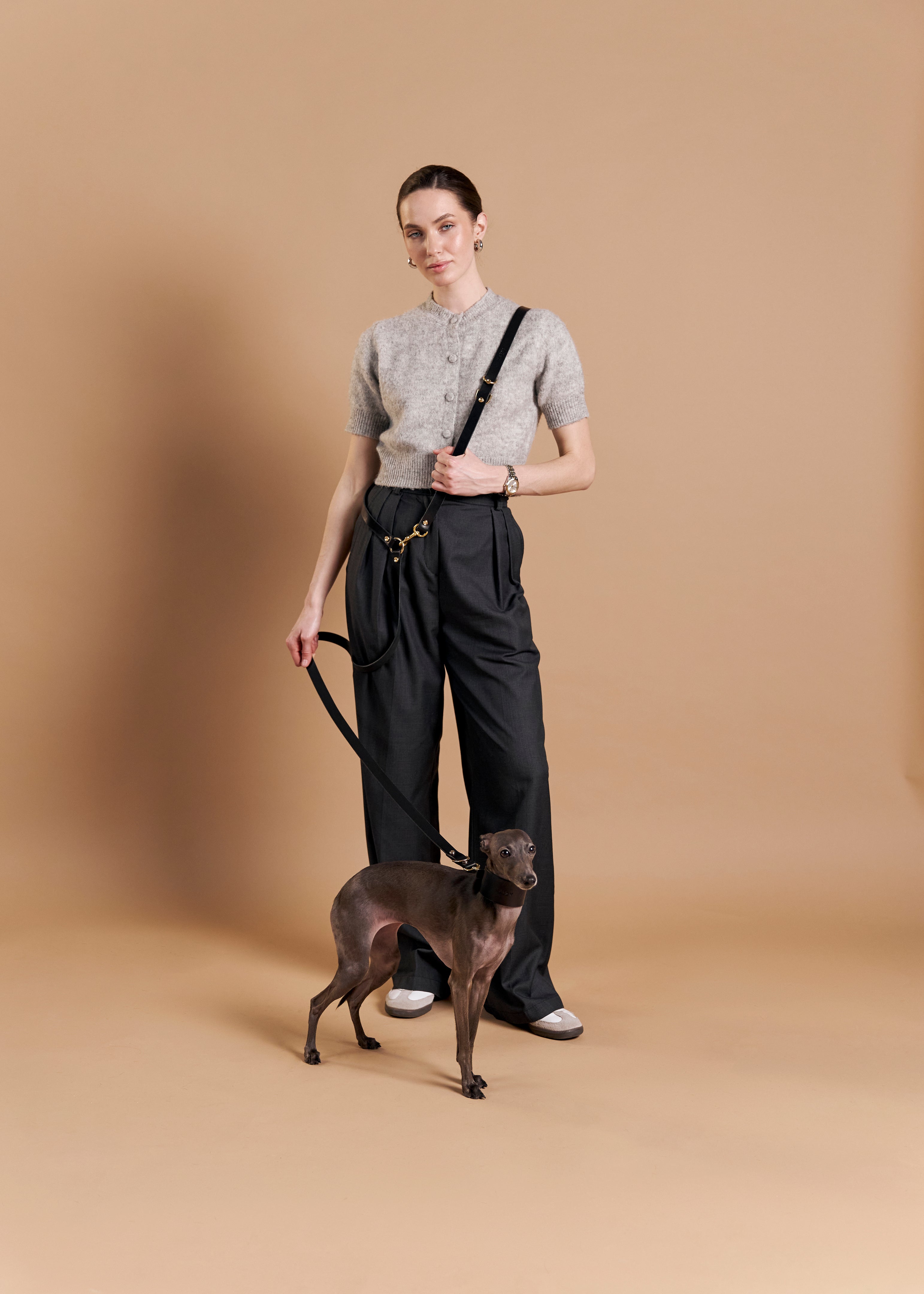 Vero Wide Dog Collar paired with Omni Hands-Free Leash in black