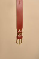 Close-up of the brass buckle on Vero Classic Cognac Leather Dog Collar, showcasing high-quality hardware and premium Italian leather