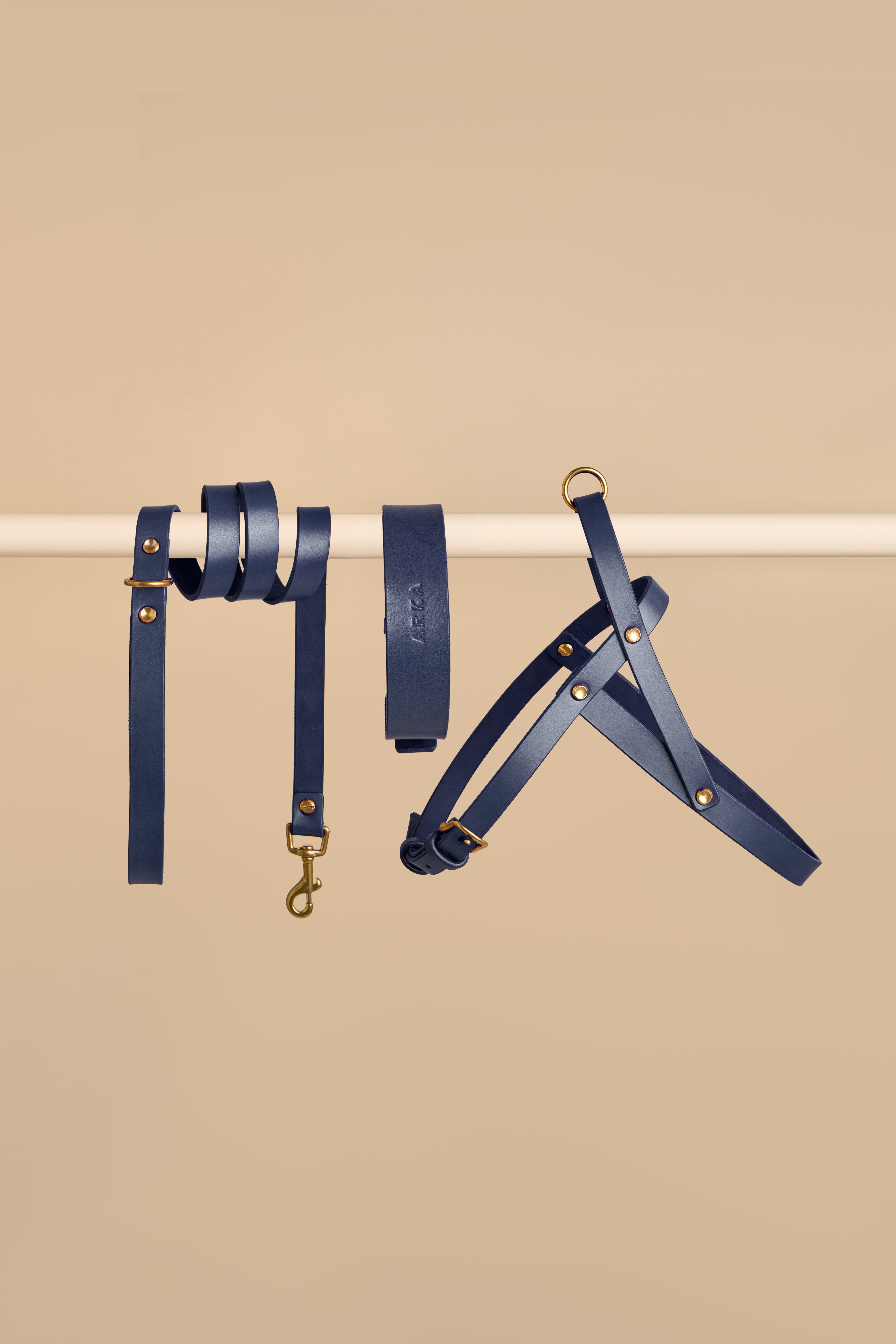 Vero Classic Collar & Leash & Harness in Blue