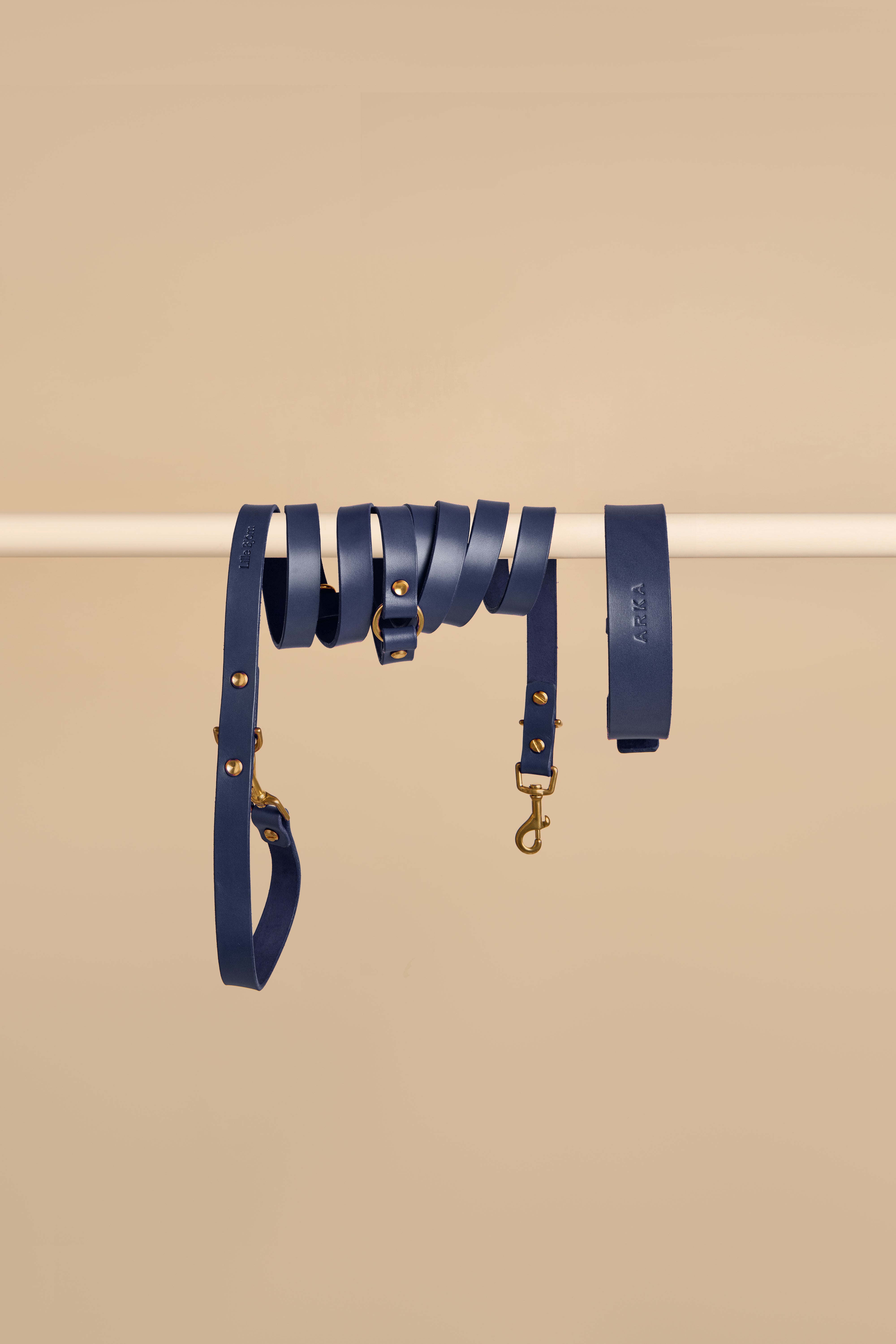 Vero Classic Blue Leather Dog Collar and Omni Blue Leather Dog Leash Walk Kit made from luxurious Italian leather with a versatile Omni Leash and durable brass fittings for ultimate comfort