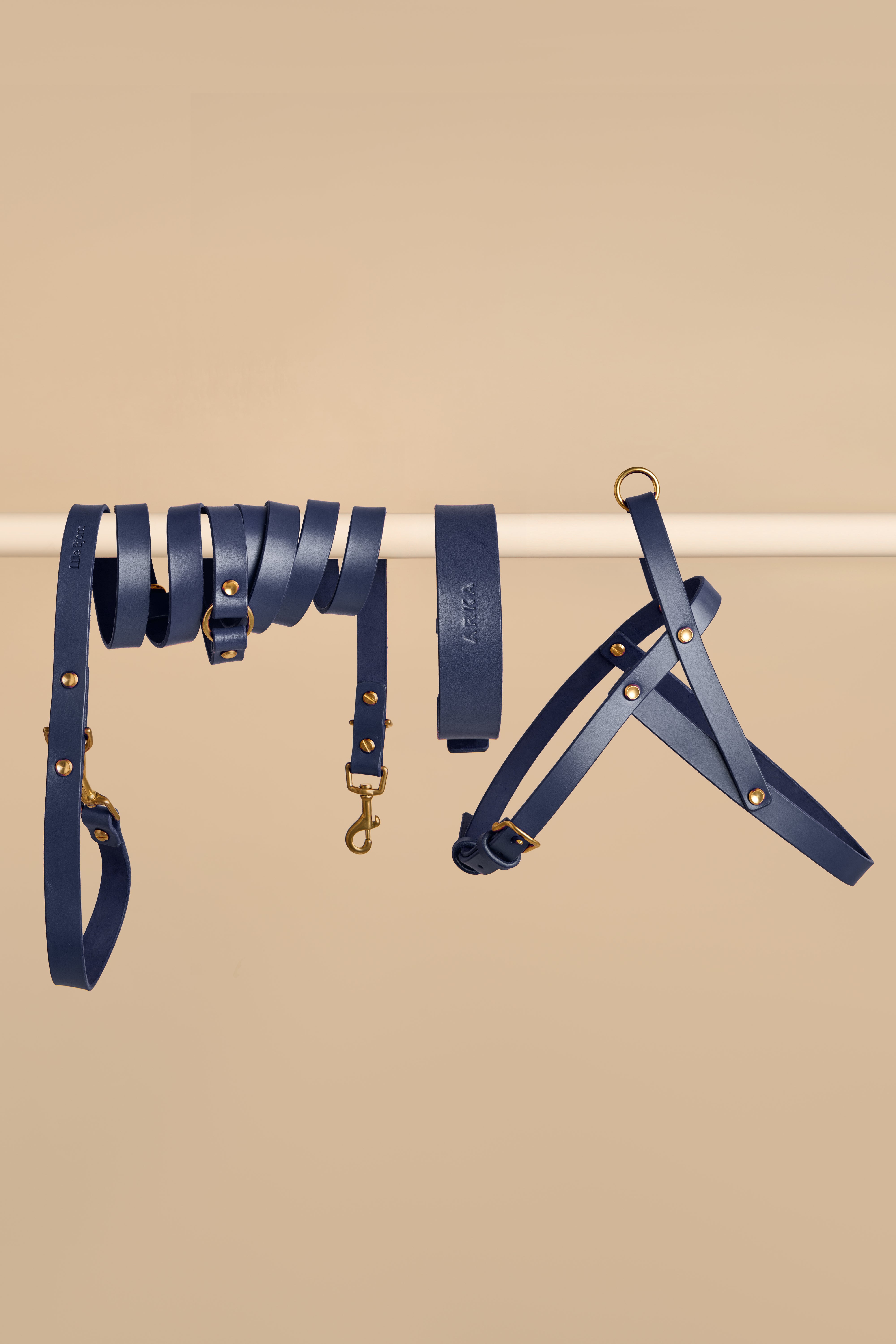 Vero Classic Collar & Omni Leash & Vero Harness in Blue