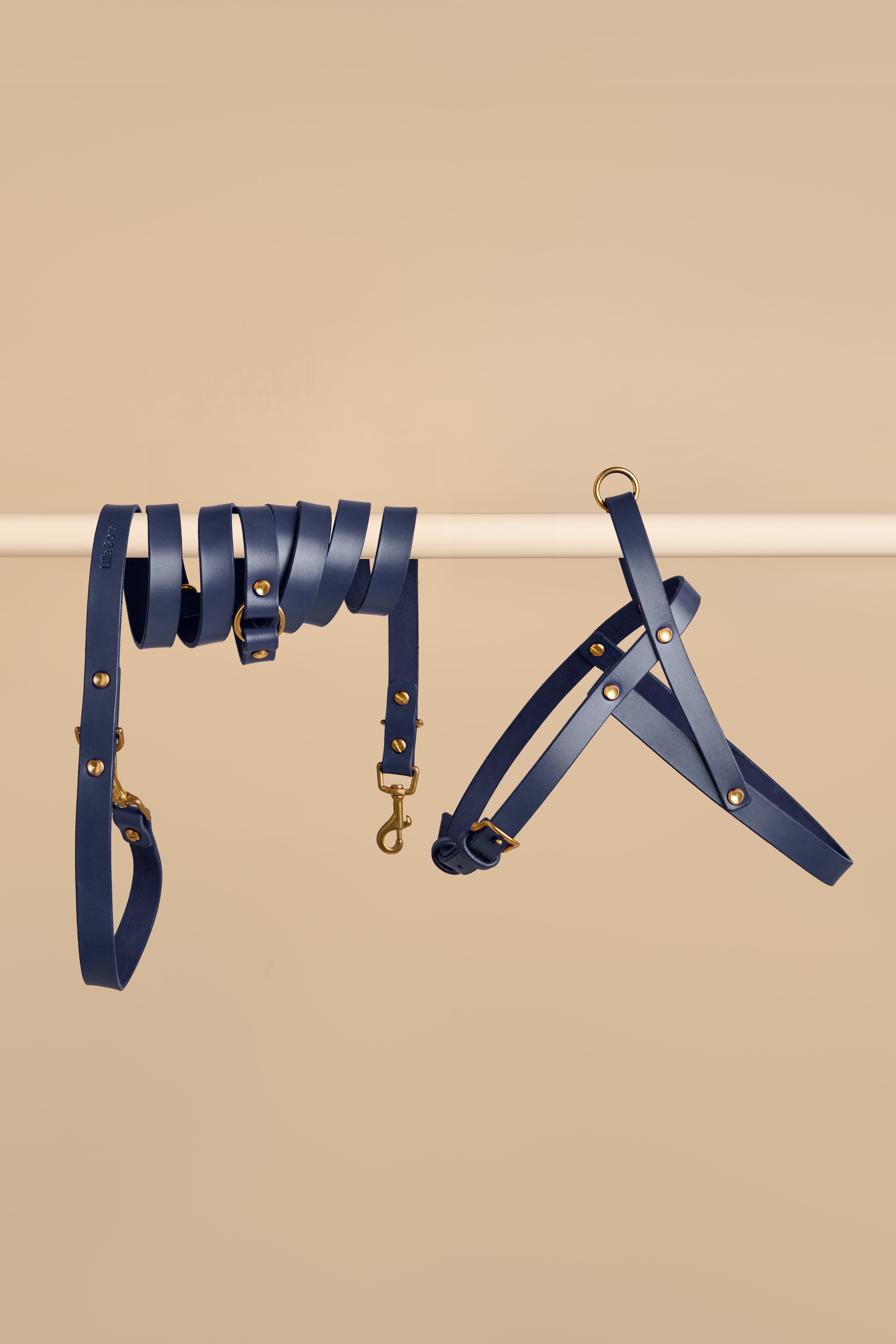 Vero Blue Leather Dog Harness and Omni Leash Walk Kit crafted from high-quality Italian leather with a comfortable harness and versatile Omni Leash for style and practicality