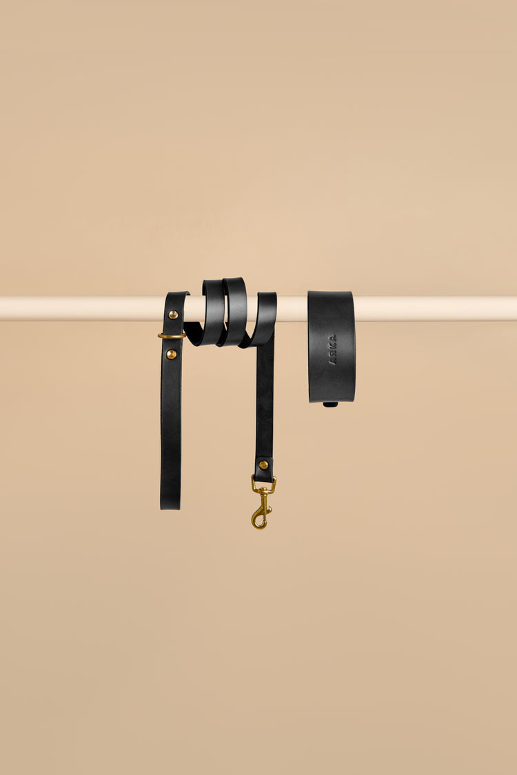 Wide Black Leather Dog Collar and Leash Set - Vero